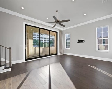 5437 Patterson Street - Photo Thumbnail 3