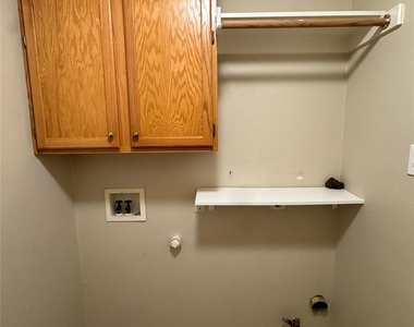 1325 Gatewood Drive - Photo Thumbnail 33