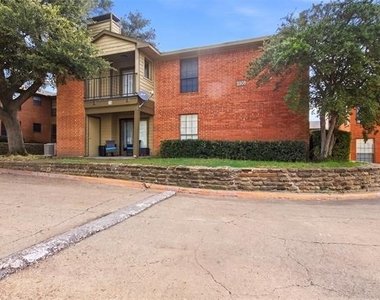 5909 Lake Hubbard Parkway - Photo Thumbnail 1