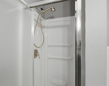 5909 Lake Hubbard Parkway - Photo Thumbnail 25