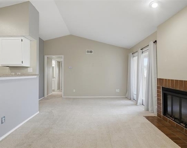 5909 Lake Hubbard Parkway - Photo Thumbnail 7