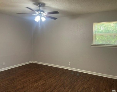 2232 Shady Brook Drive - Photo Thumbnail 20