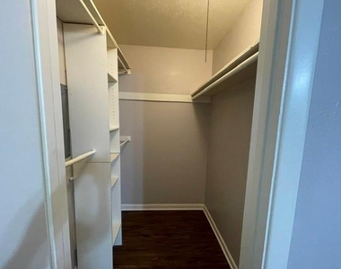 2232 Shady Brook Drive - Photo Thumbnail 19