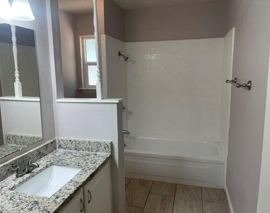 2232 Shady Brook Drive - Photo Thumbnail 21