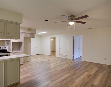 6328 Rincon Way - Photo Thumbnail 7