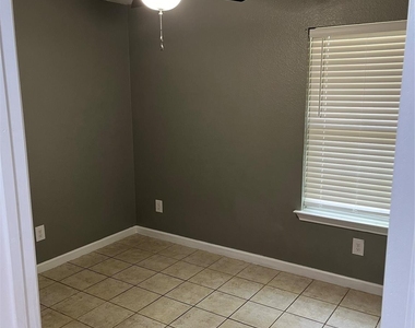 3001 Pueblo Trail - Photo Thumbnail 7