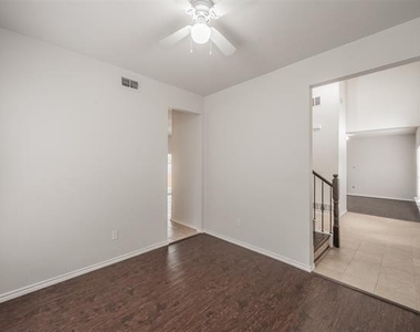 1411 Prentice Street - Photo Thumbnail 6