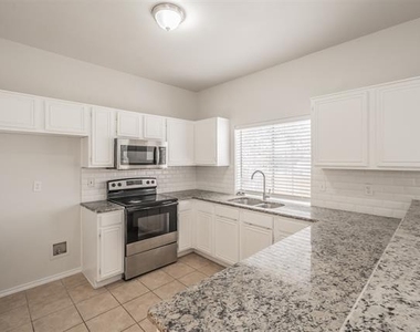 1411 Prentice Street - Photo Thumbnail 8
