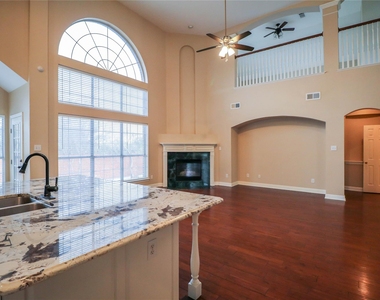 9130 Bottlebrush Lane - Photo Thumbnail 8