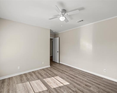 609 N Norma Drive - Photo Thumbnail 17