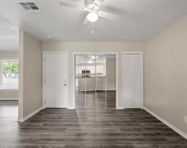 609 N Norma Drive - Photo Thumbnail 10