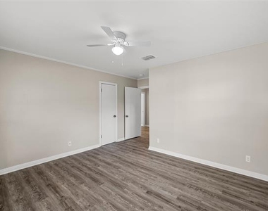 609 N Norma Drive - Photo Thumbnail 15