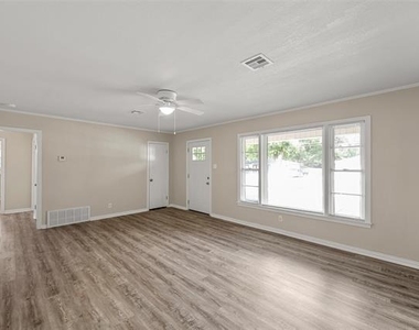 609 N Norma Drive - Photo Thumbnail 3