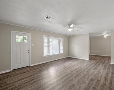 609 N Norma Drive - Photo Thumbnail 2