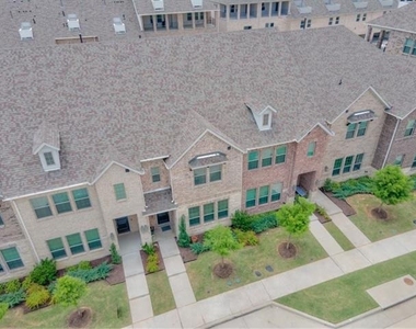1564 Windermere Way - Photo Thumbnail 1