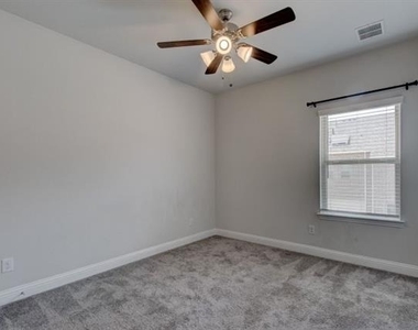1564 Windermere Way - Photo Thumbnail 30