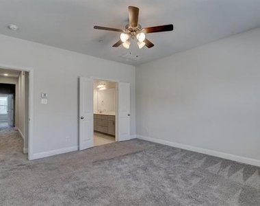 1564 Windermere Way - Photo Thumbnail 25