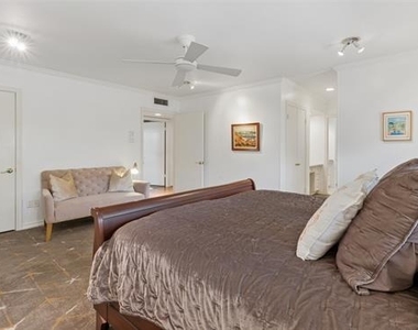 6311 Bandera Avenue - Photo Thumbnail 10