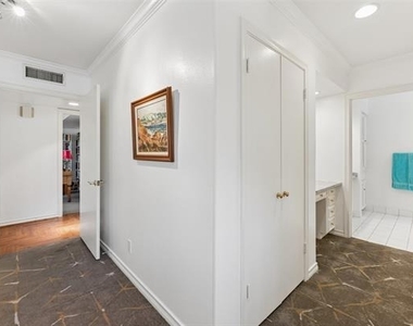 6311 Bandera Avenue - Photo Thumbnail 11