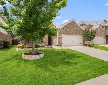 3713 Limousine Parkway - Photo Thumbnail 32