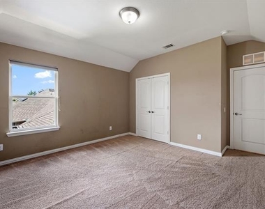 3713 Limousine Parkway - Photo Thumbnail 29