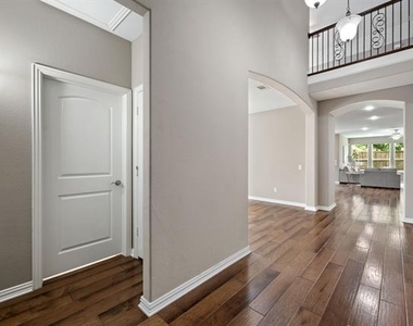 3713 Limousine Parkway - Photo Thumbnail 19
