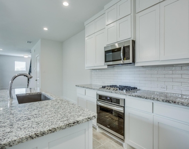 6519 Bowman Roberts Road - Photo Thumbnail 6