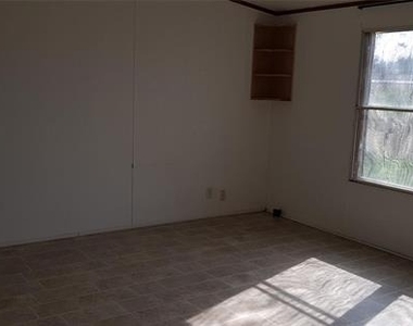 10325 County  Road 470 - Photo Thumbnail 4