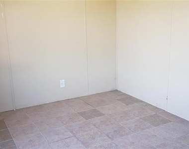 10325 County  Road 470 - Photo Thumbnail 8