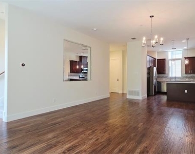 13222 Bee Street - Photo Thumbnail 8