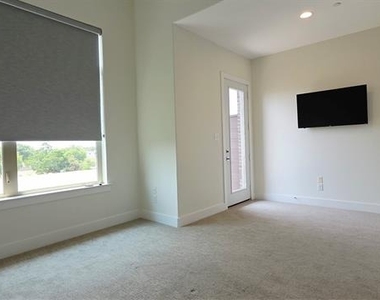 13222 Bee Street - Photo Thumbnail 20