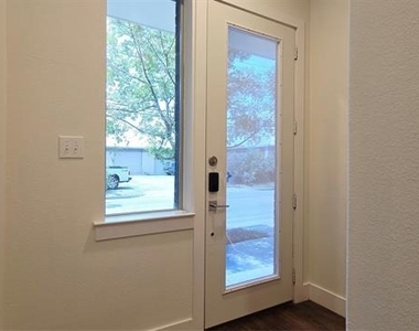 13222 Bee Street - Photo Thumbnail 2