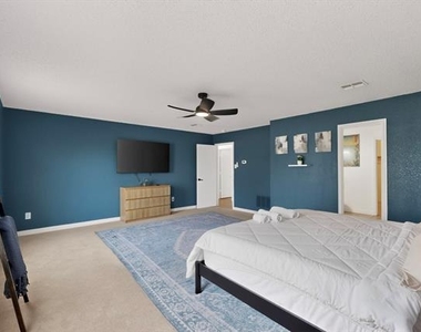 2316 White Oak Drive - Photo Thumbnail 20