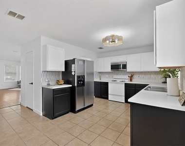 2316 White Oak Drive - Photo Thumbnail 13