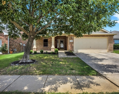 10117 Sourwood Drive - Photo Thumbnail 1