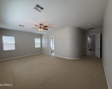 2417 E Iris Drive - Photo Thumbnail 15