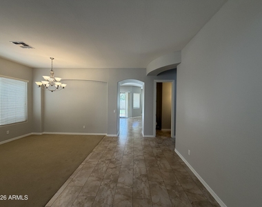 2417 E Iris Drive - Photo Thumbnail 3
