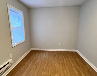 North Burgher Avenue - Photo Thumbnail 7
