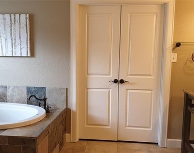 2700 Taft Boulevard - Photo Thumbnail 28