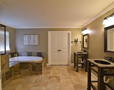 2700 Taft Boulevard - Photo Thumbnail 25