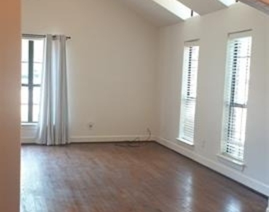 2700 Taft Boulevard - Photo Thumbnail 5