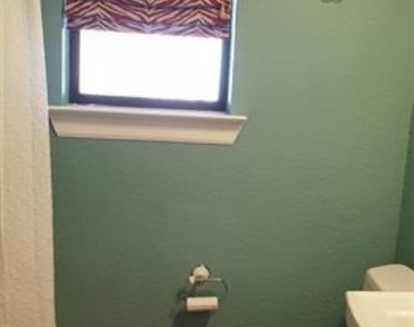 2700 Taft Boulevard - Photo Thumbnail 19