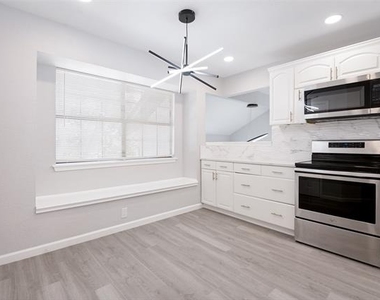 1618 San Francisco Street - Photo Thumbnail 5