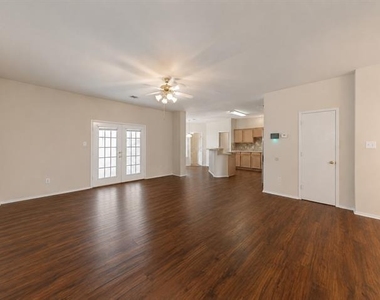 6704 Cambrian Way - Photo Thumbnail 3