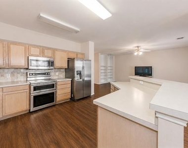 6704 Cambrian Way - Photo Thumbnail 6
