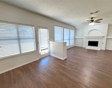 6224 St Leonard Drive - Photo Thumbnail 12