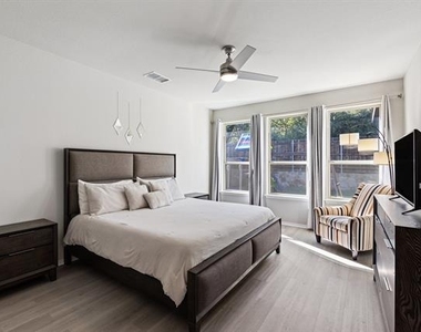 3512 Harbour Mist Trail - Photo Thumbnail 18