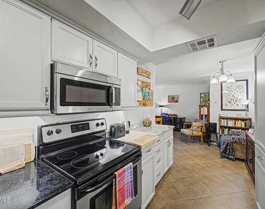 7350 N Via Paseo Del Sur -- - Photo Thumbnail 6