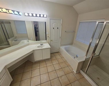 8405 Luzerne Drive - Photo Thumbnail 8