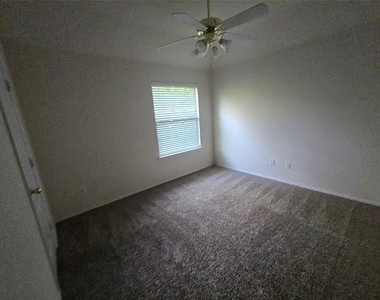 8405 Luzerne Drive - Photo Thumbnail 18